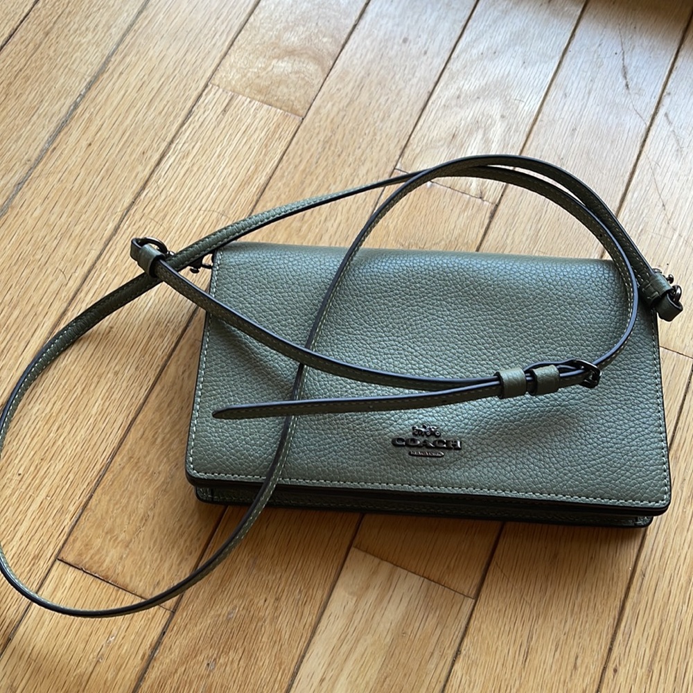 Coach leather wallet crossbody